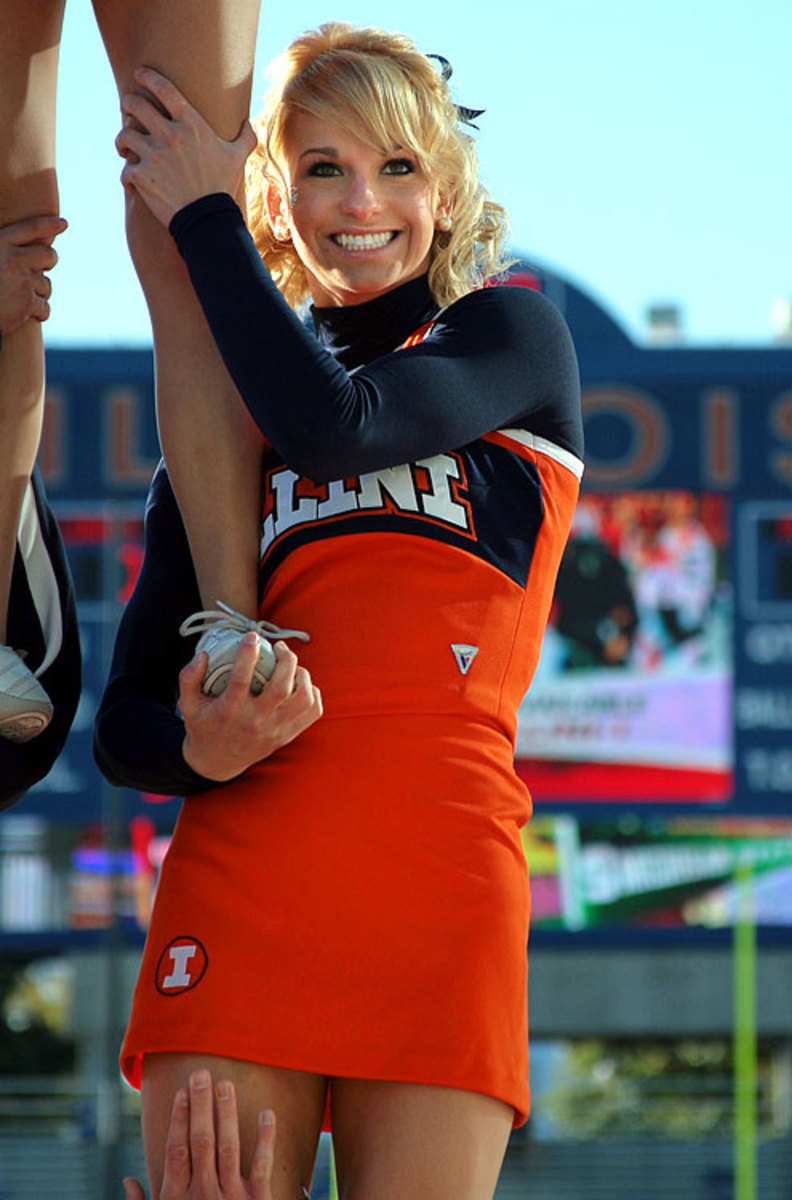 illinois-cheerleader-kristina%2802%29.jpg