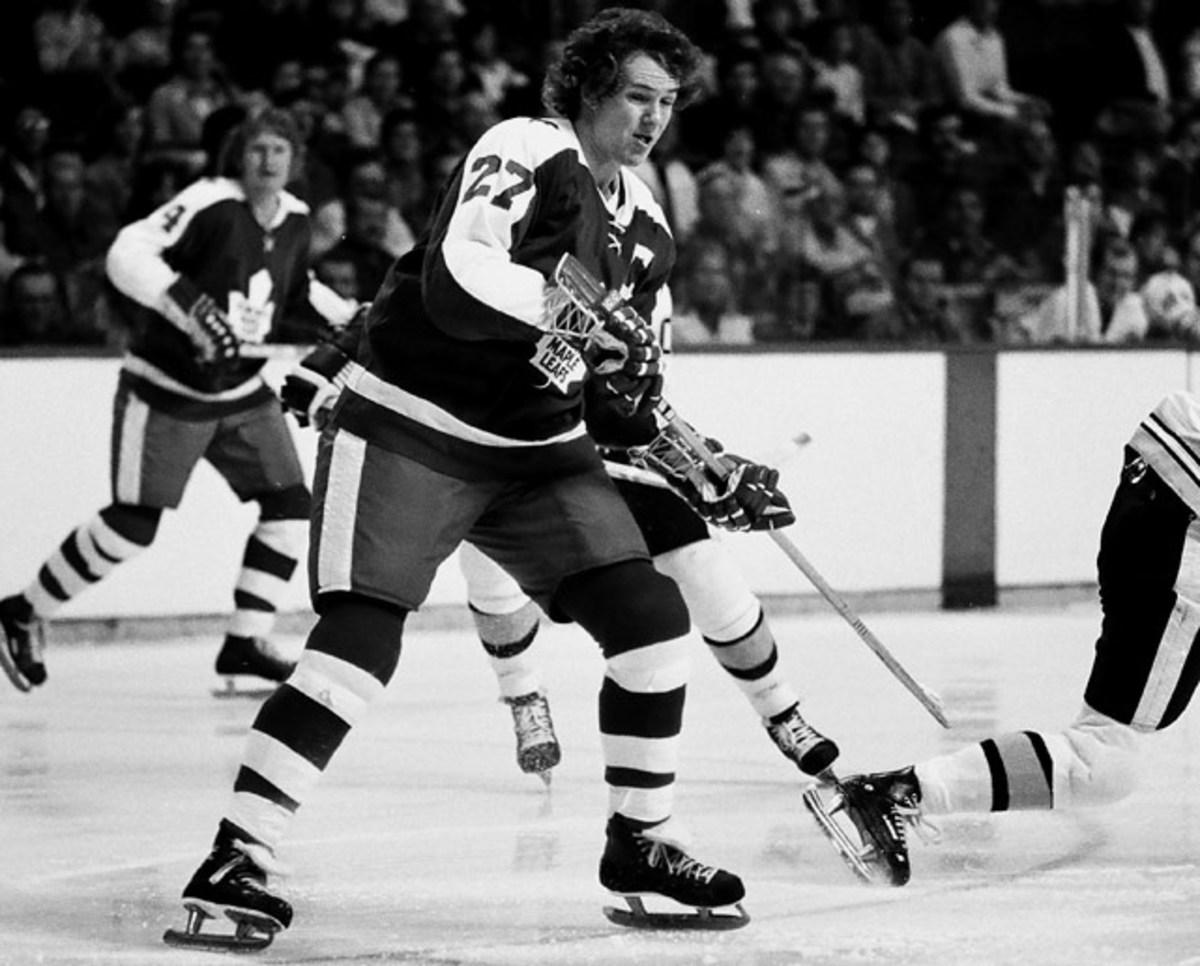 Darryl Sittler (Maple Leafs, C)