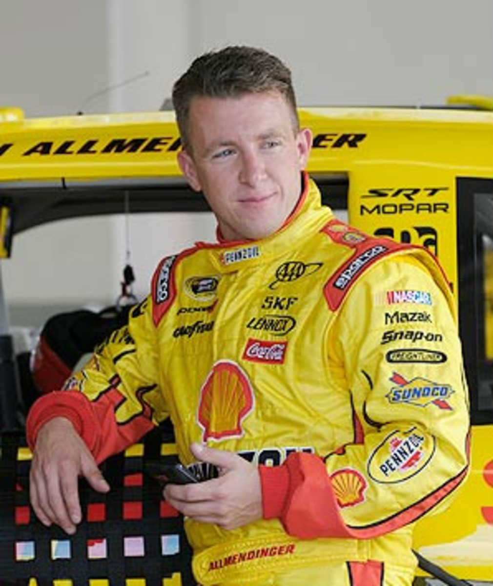 Гонщик сэм. Раллийный гонщик кен блок. Кен блок смерть. Раллийный гонщик кен блок. Гонщики сша.