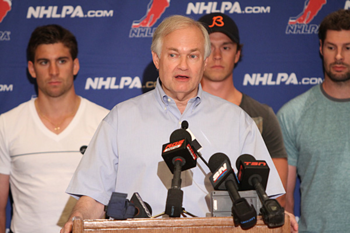 donald-fehr-talks-resume