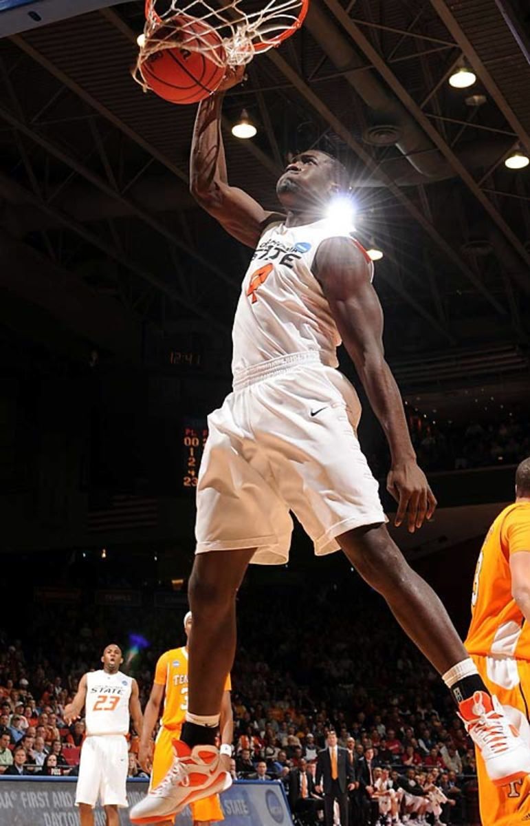 Oklahoma State 77, Tennessee 75
