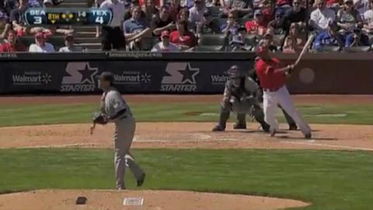 Rangers remain undefeated with 73 win over Mariners Sports Illustrated