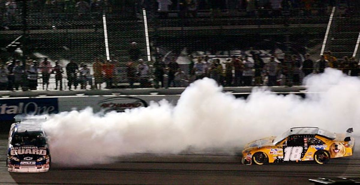 Kyle Busch vs Dale Earnhardt Jr.