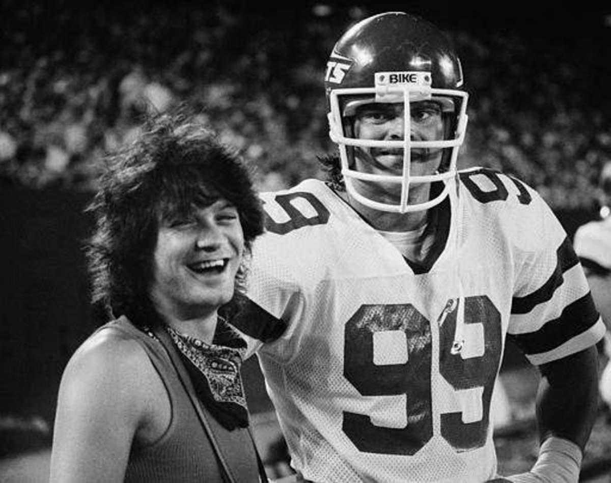 Eddie Van Halen and Mark Gastineau