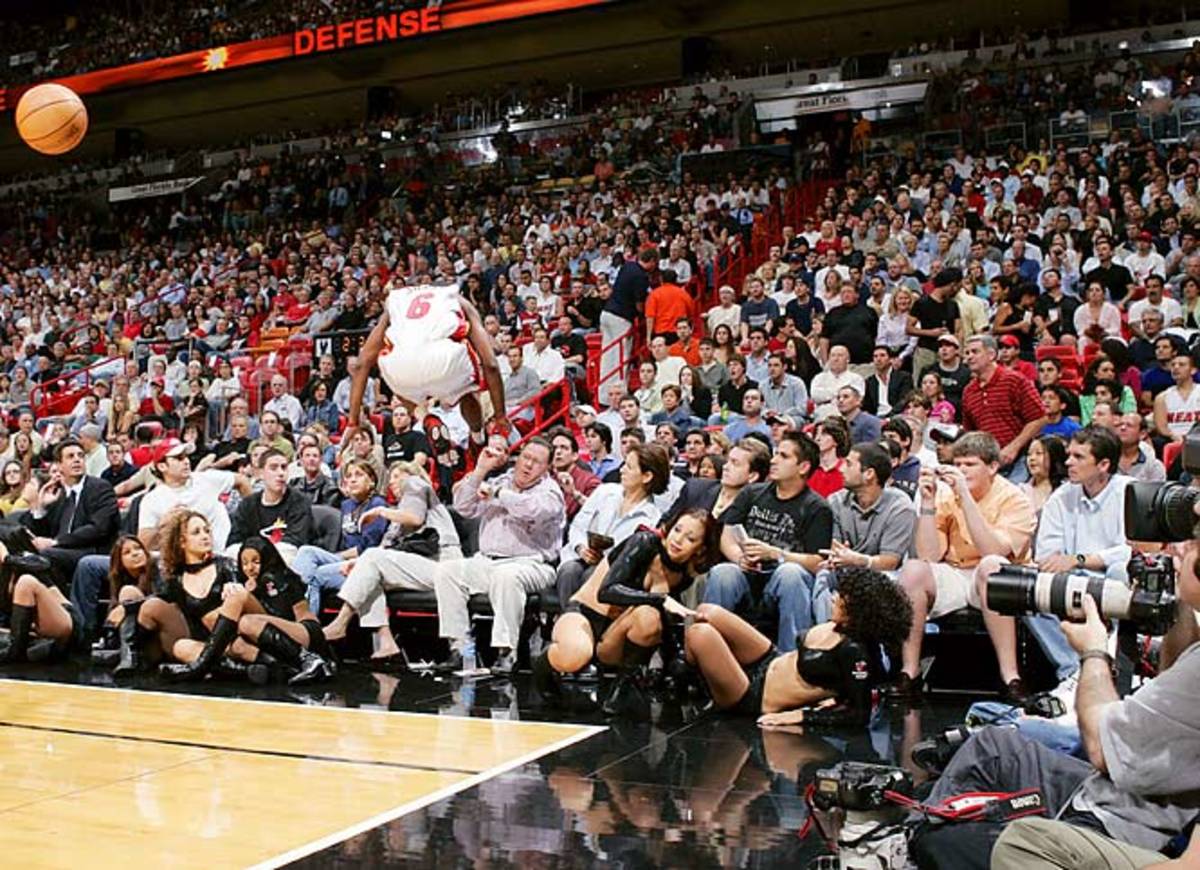 Eddie Jones Airborne