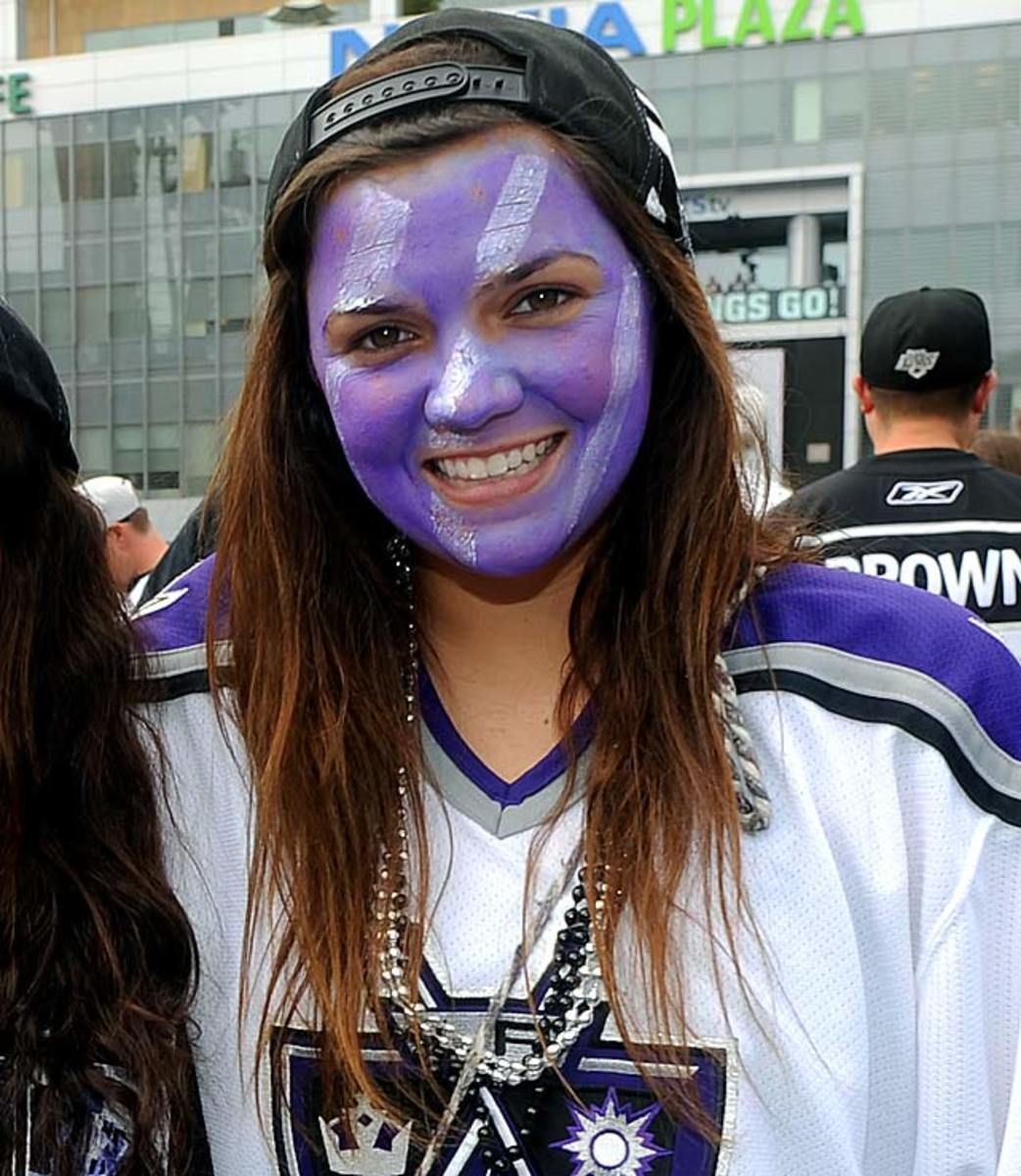 kings-fan-0071206046065_Dev.jpg