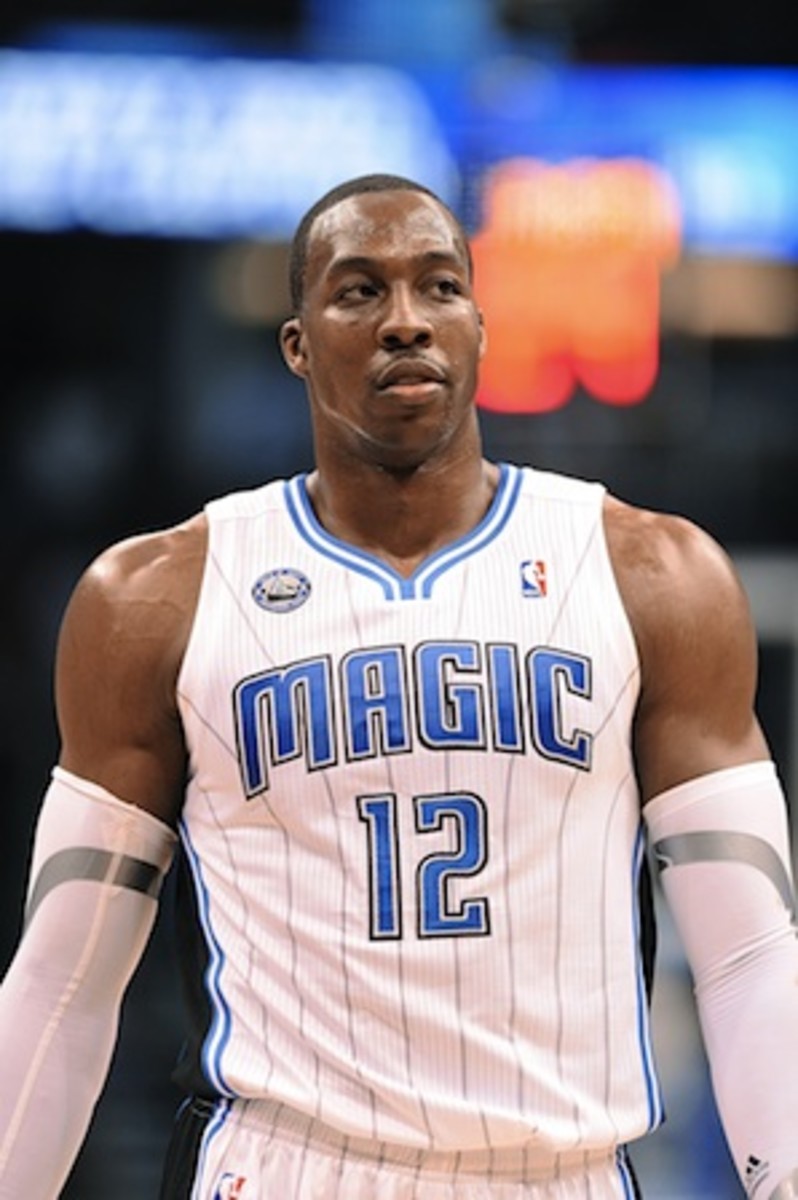 Former NBA Stars Dwight Howard and Lance Stephenson Brawl During Big3 Game, image size:798x1200