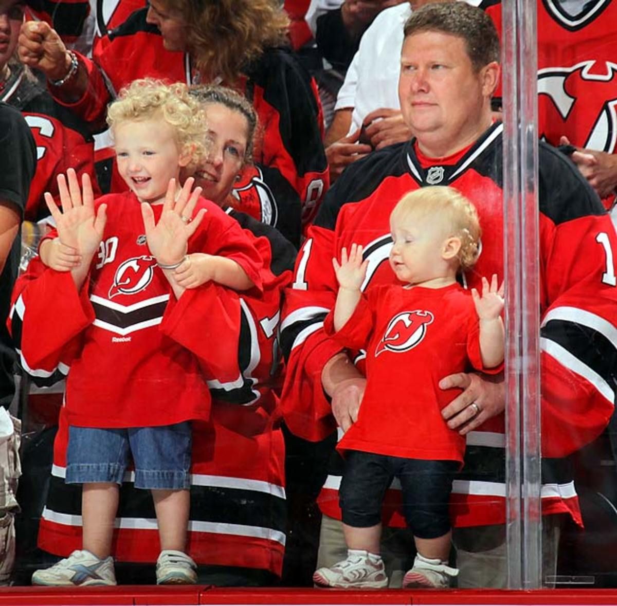 devils-fans-145459844.jpg