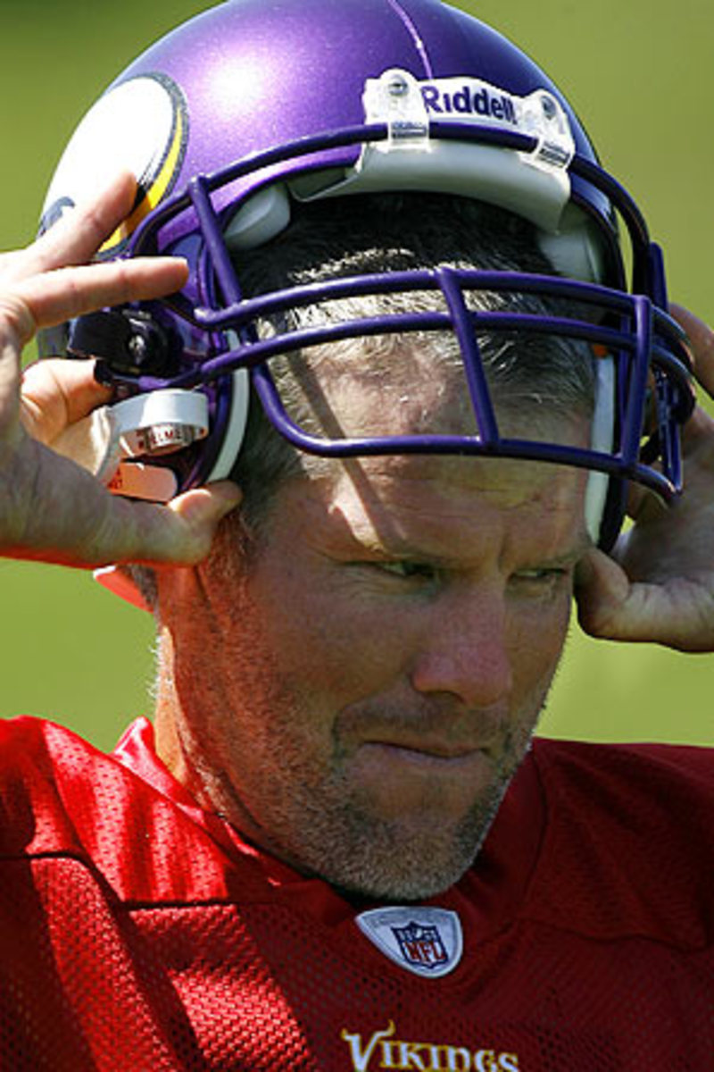 brett-favre-ap.jpg