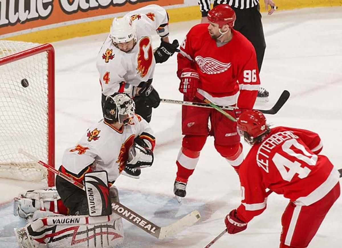 Red Wings 5, Flames 1