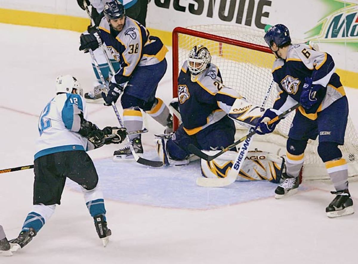 Sharks 3, Predators 2