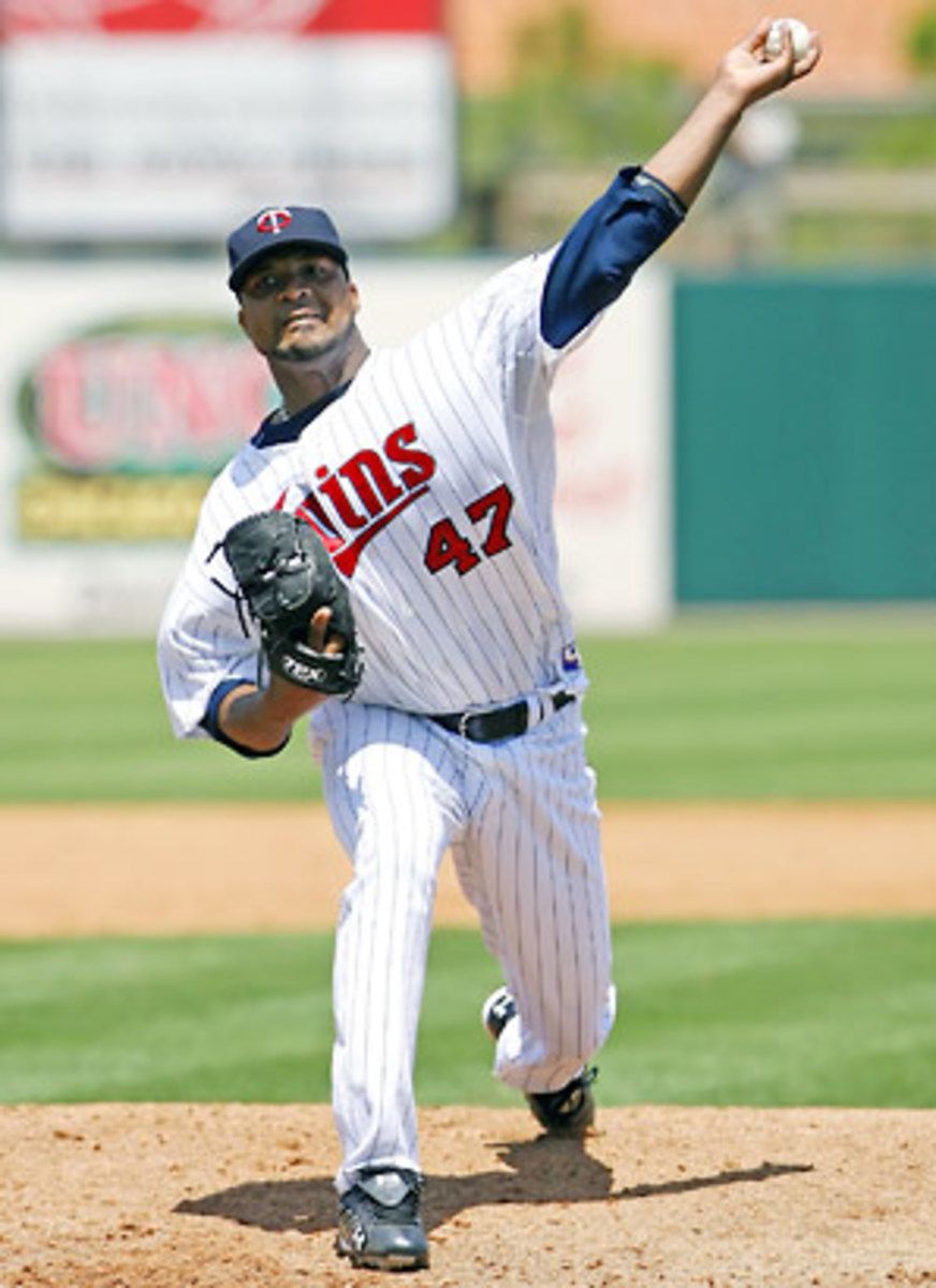 t1-liriano.jpg