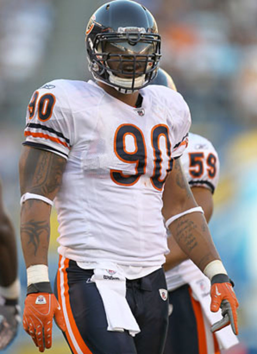 julius-peppers.jpg