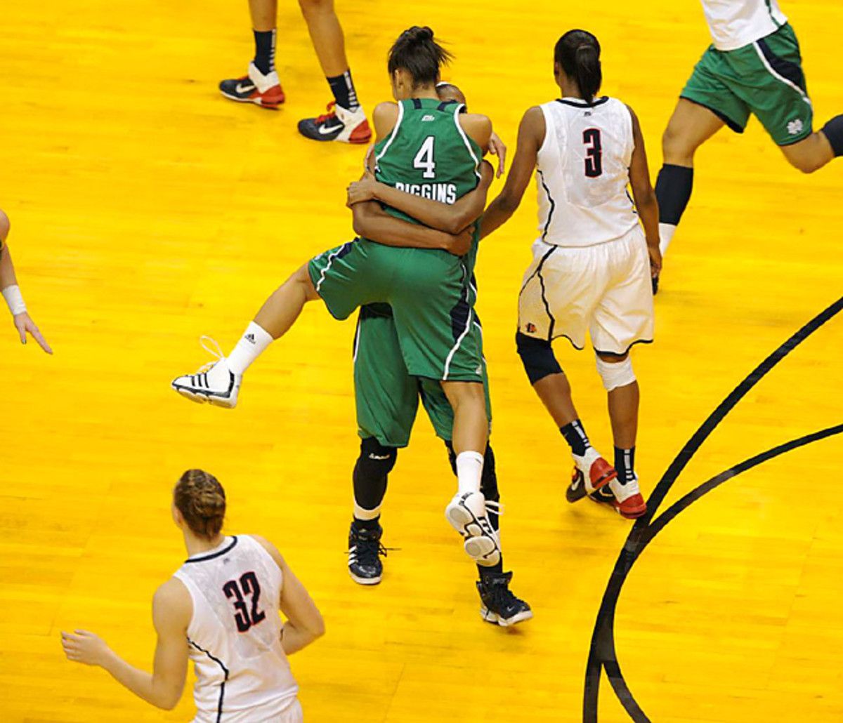 Notre Dame 72, Connecticut 63