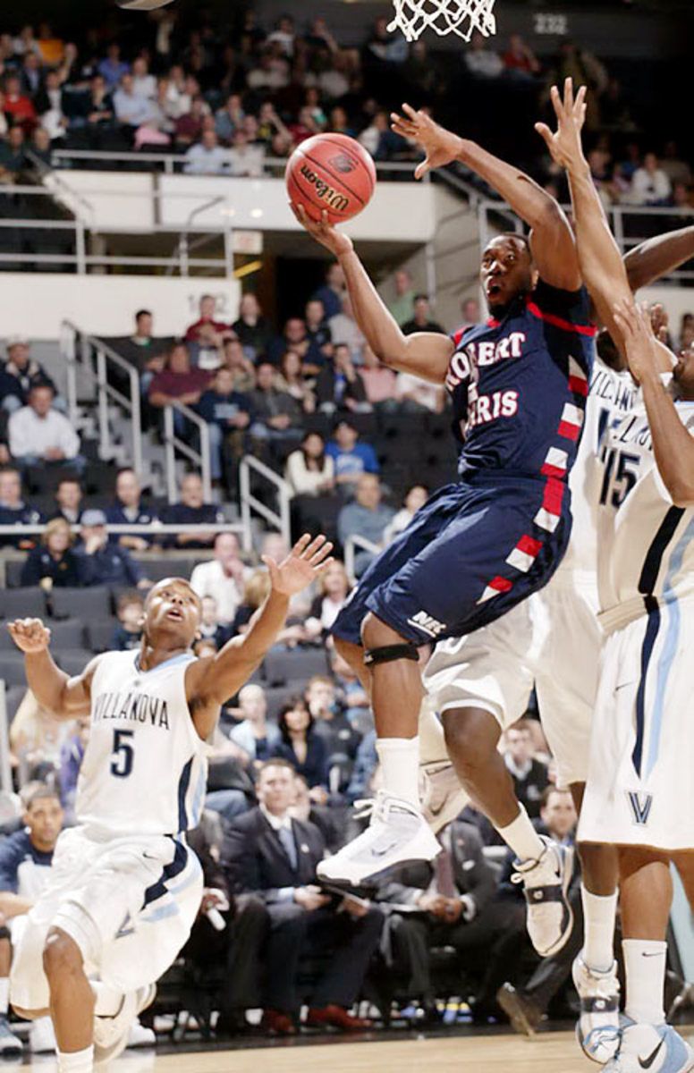 'Nova 73, Robert Morris 70 (OT)