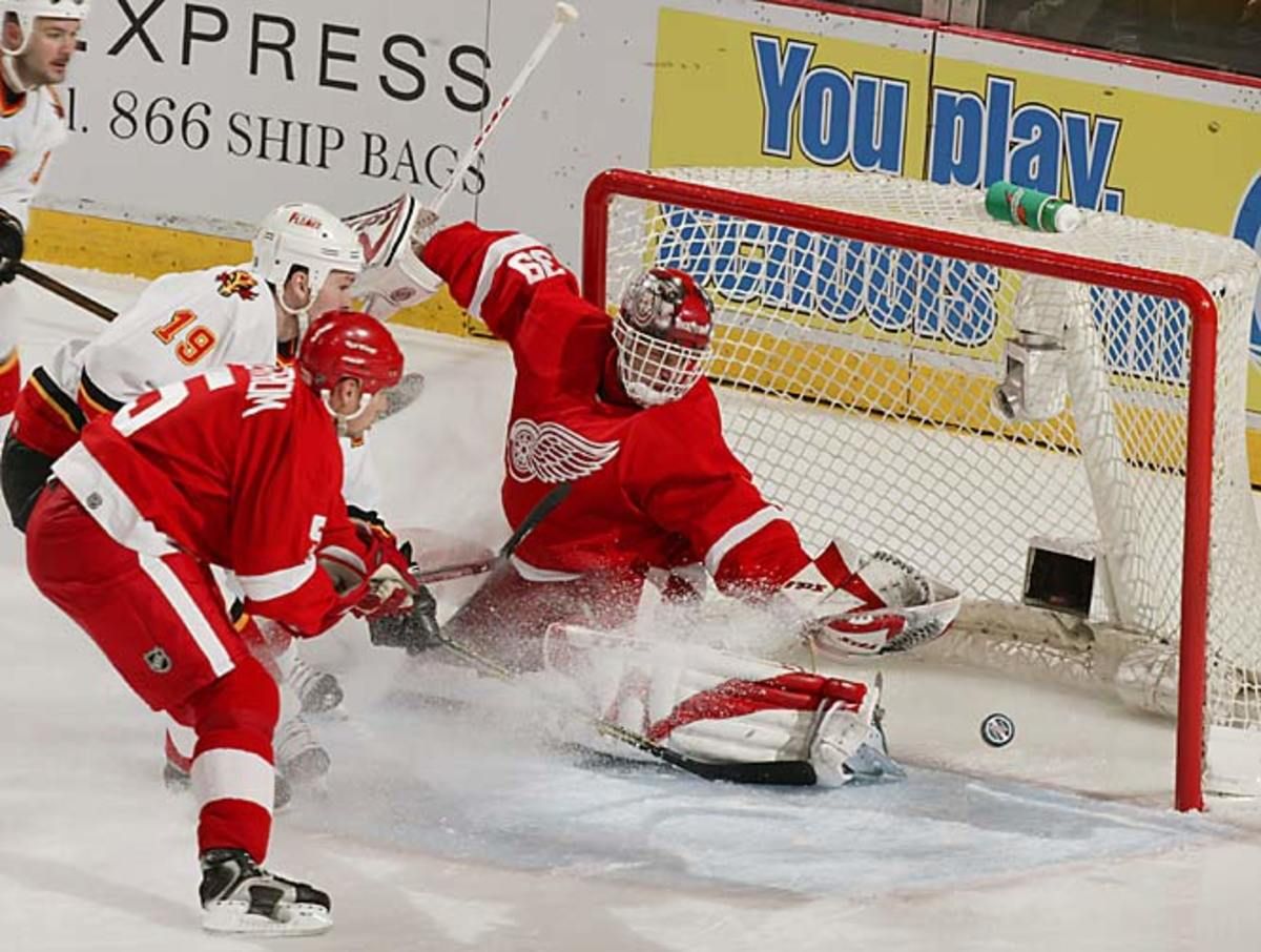 Red Wings 3, Flames 1 