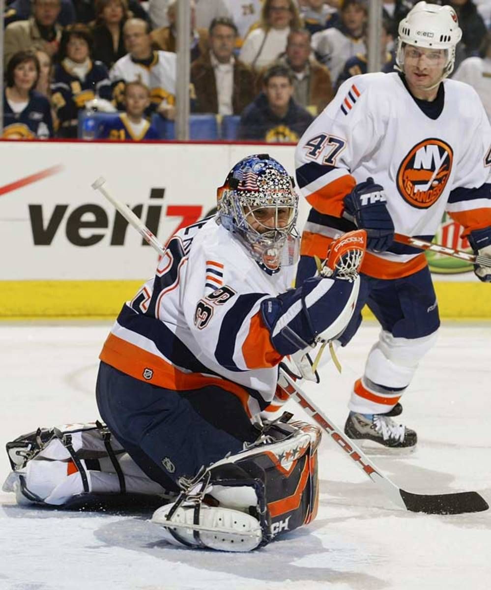 Islanders 3, Sabres 2