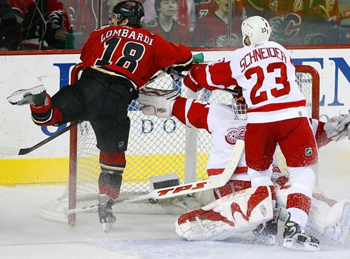 Flames 3, Red Wings 2