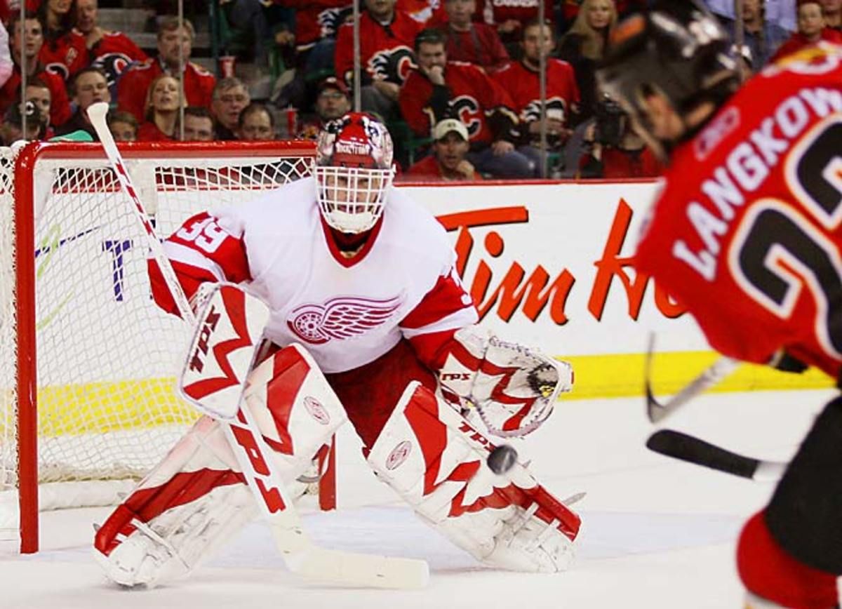 Flames 3, Red Wings 2