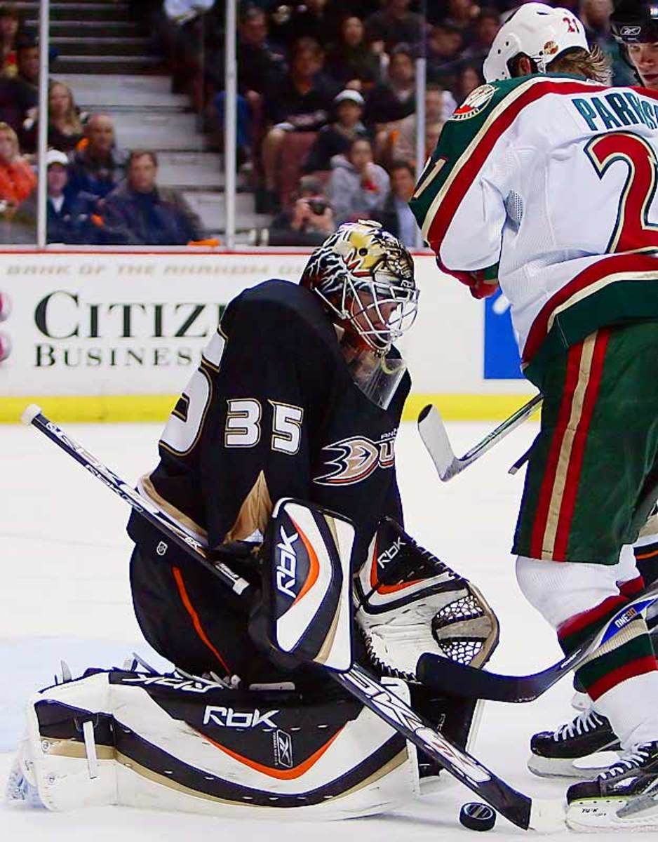 Ducks 4, Wild 1