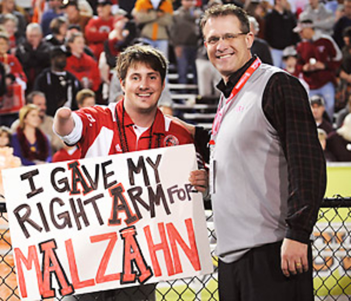 gus-malzahn-fan-p1.jpg