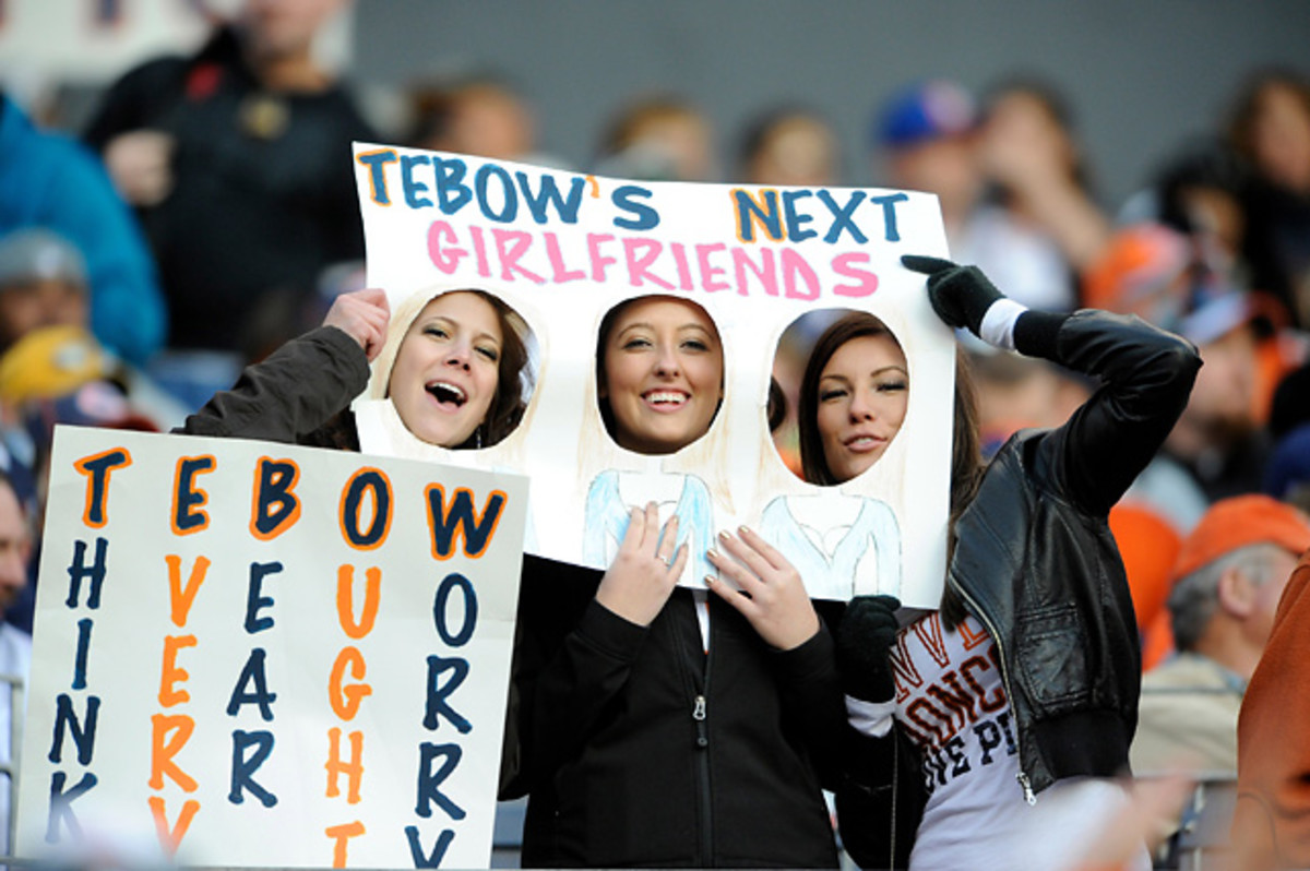 tebow-girlfriends.jpg