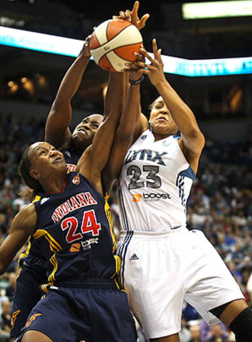 Maya-Moore-Tamika-Catchings-1.jpg