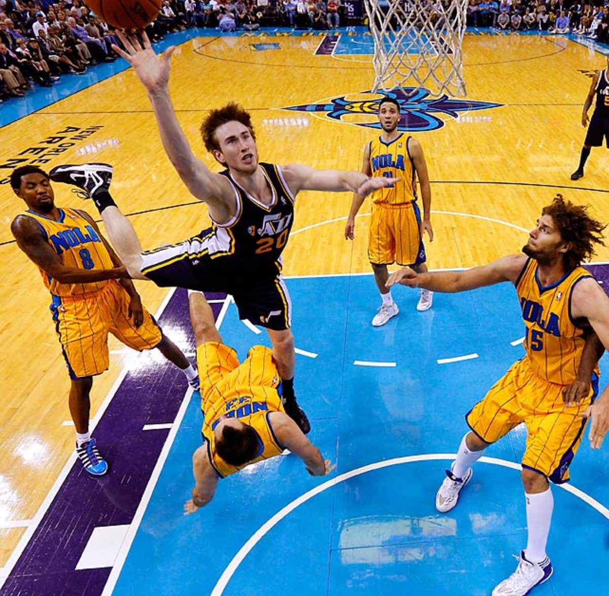 haywood-Jazz-Hornets-Basketball.jpg