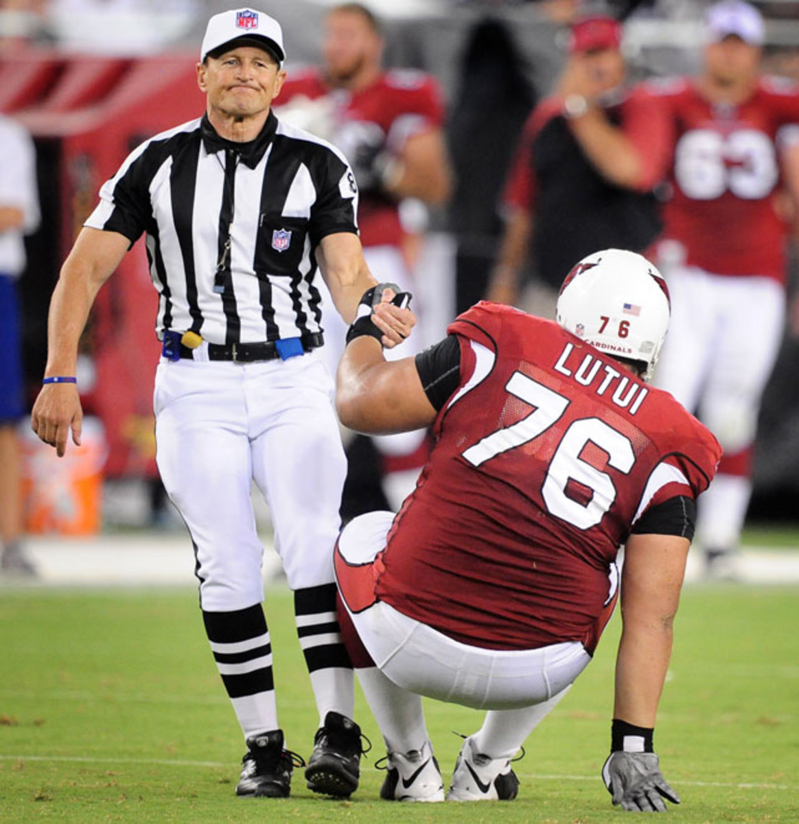 Ed Hochuli and Deuce Lutui