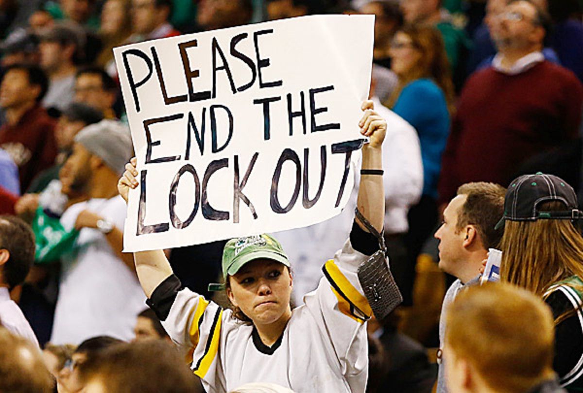 Hockey fan