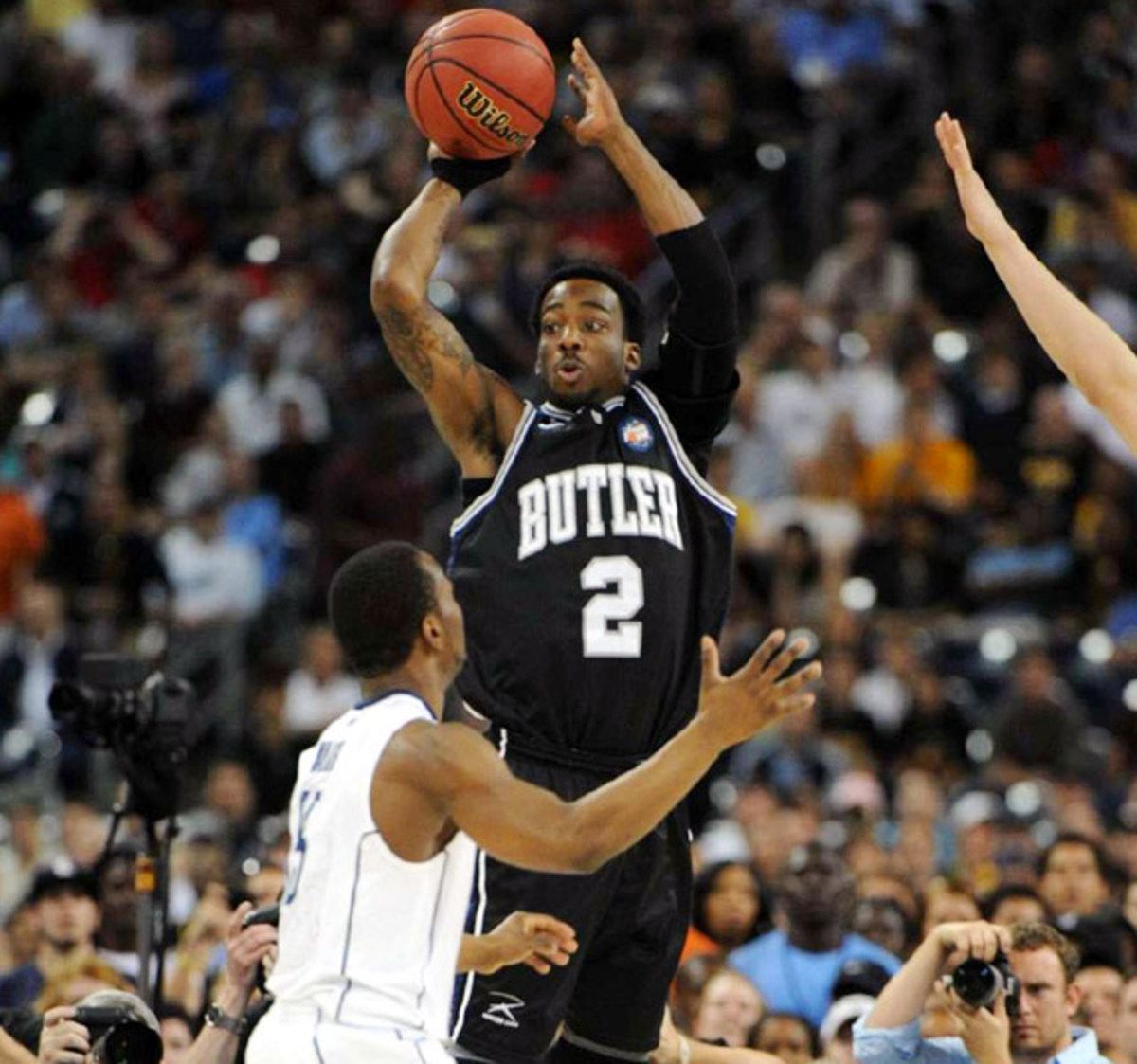 UConn 53, Butler 41