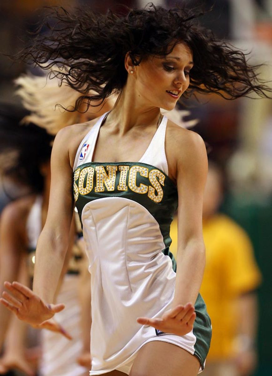 Sonics Dance Team
