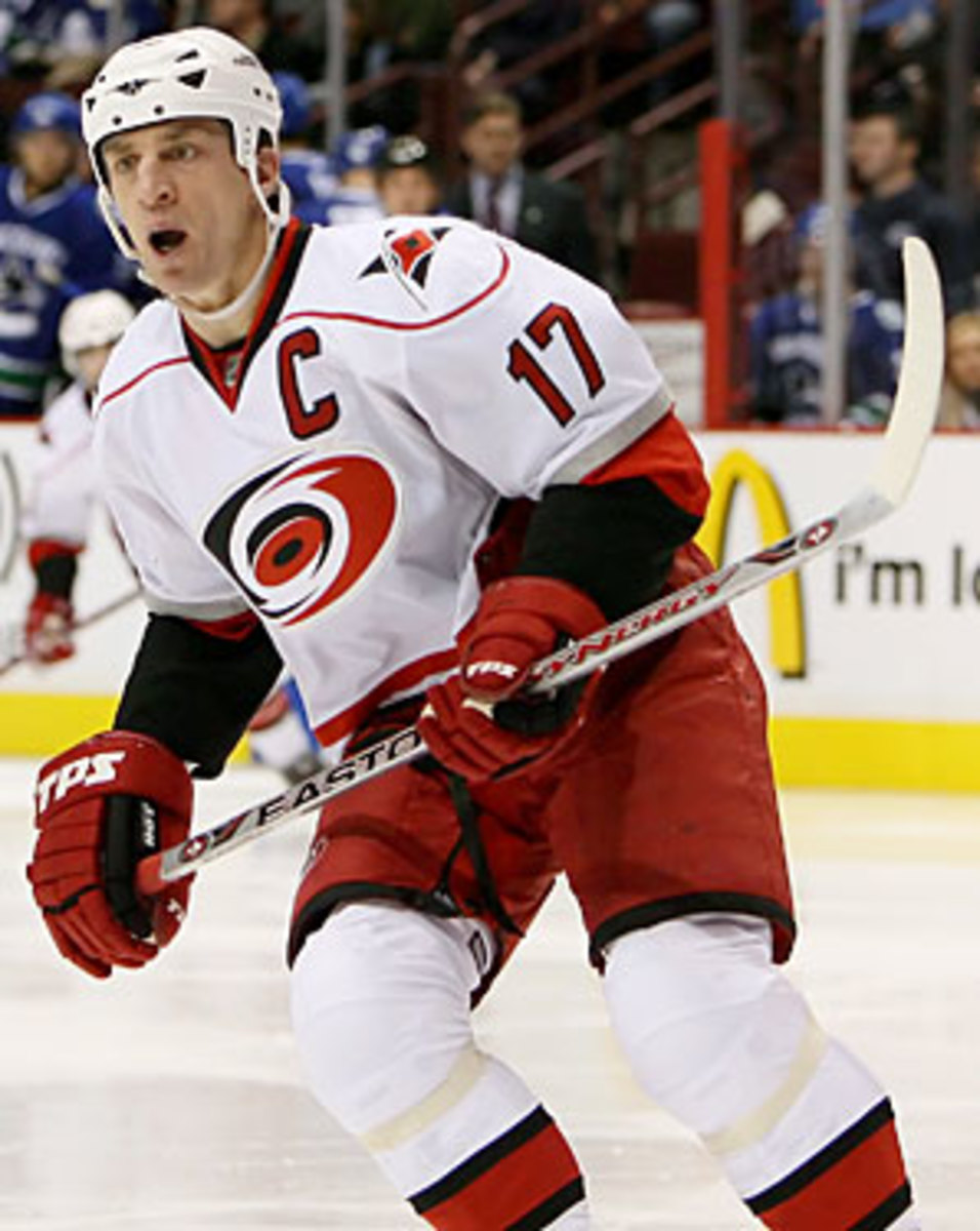 Crashing the Net: Bell, Brind'Amour among week's hot fantasy items ...
