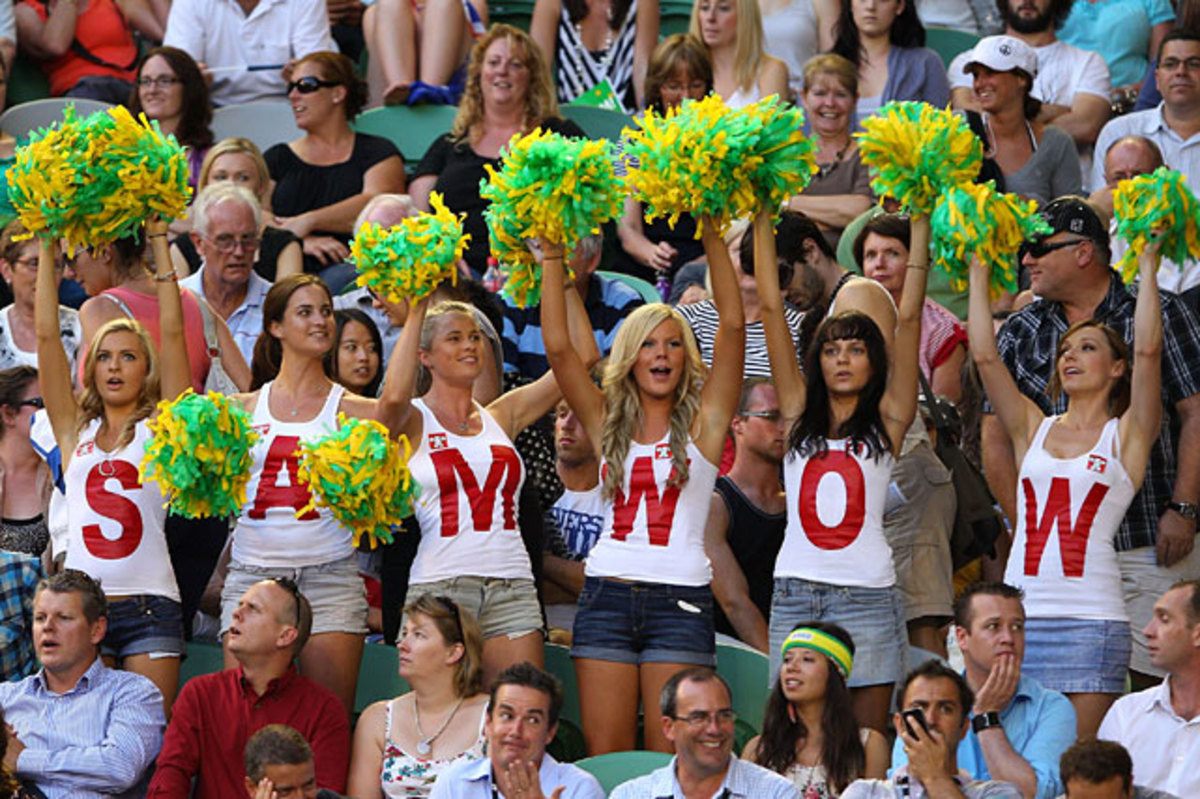 stosur-fans.jpg