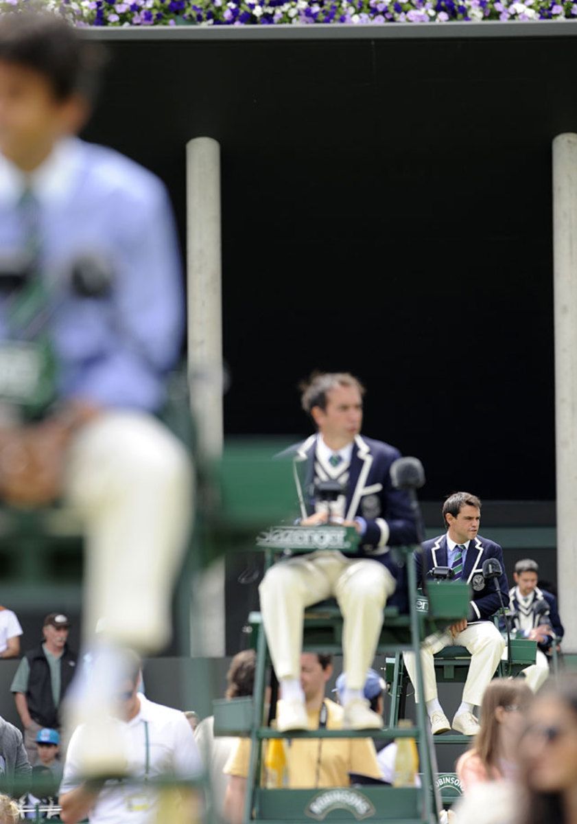 5-umpires.jpg