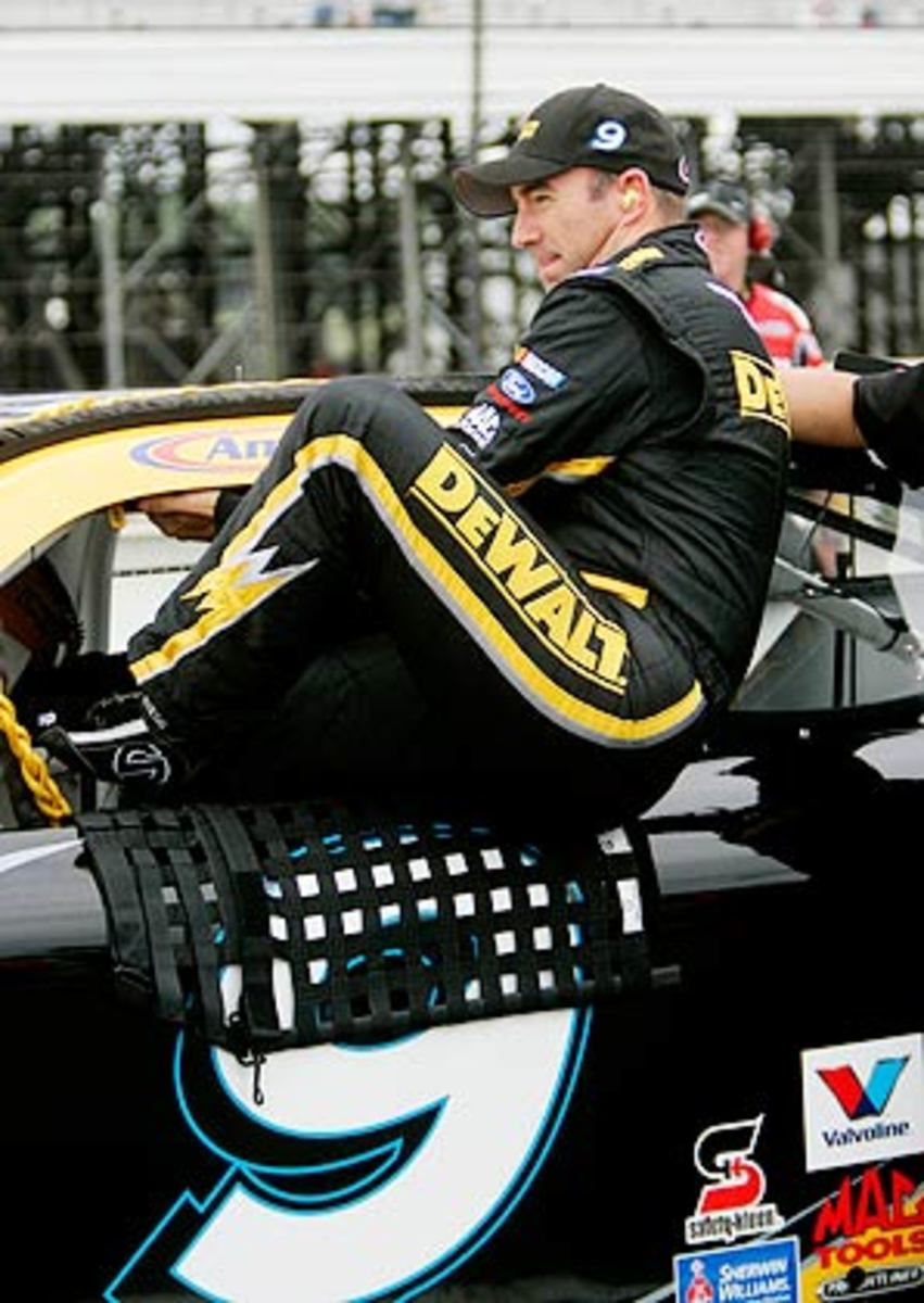 Cory McCartney: With Chase out of reach, Marcos Ambrose builds for ‘big