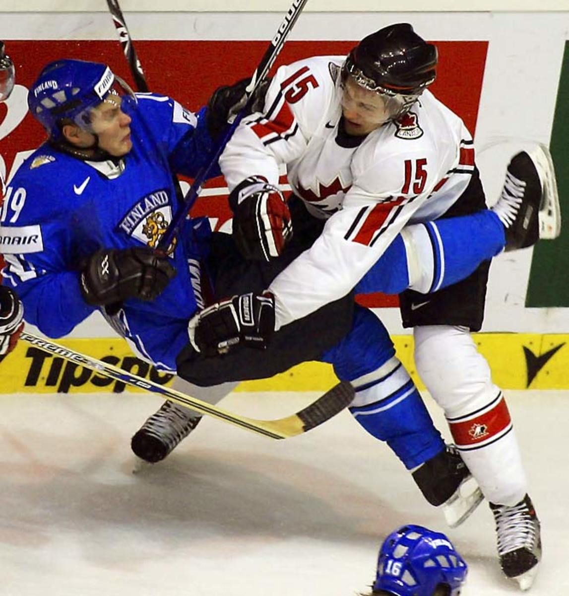 Luke Schenn, defense, Kelowna Rockets (WHL)