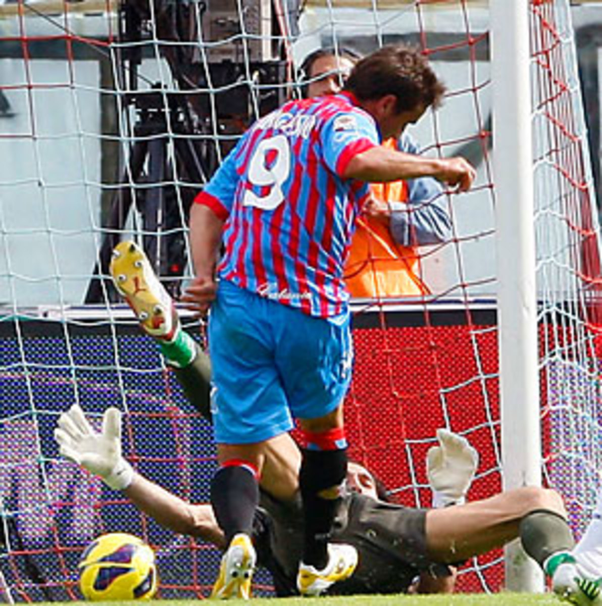 AC Milan: An in-Depth Offseason Preview and Goals for Next Season, image size:1192x1200