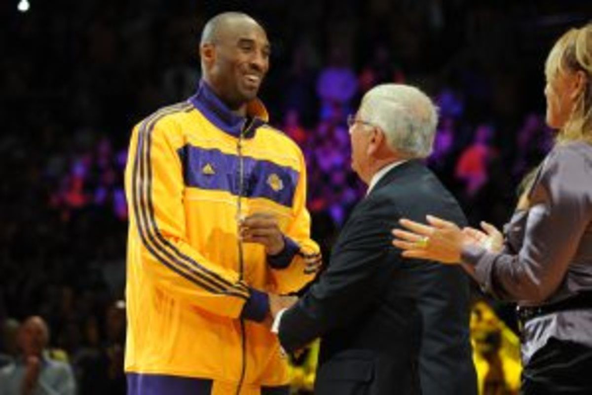 Houston Rockets v Los Angeles Lakers