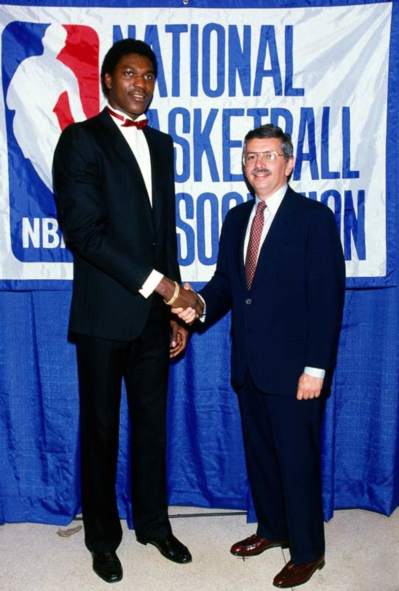 January 1996 Hakeem Olajuwon Houston Rockets Sports Illustrated For Kids 