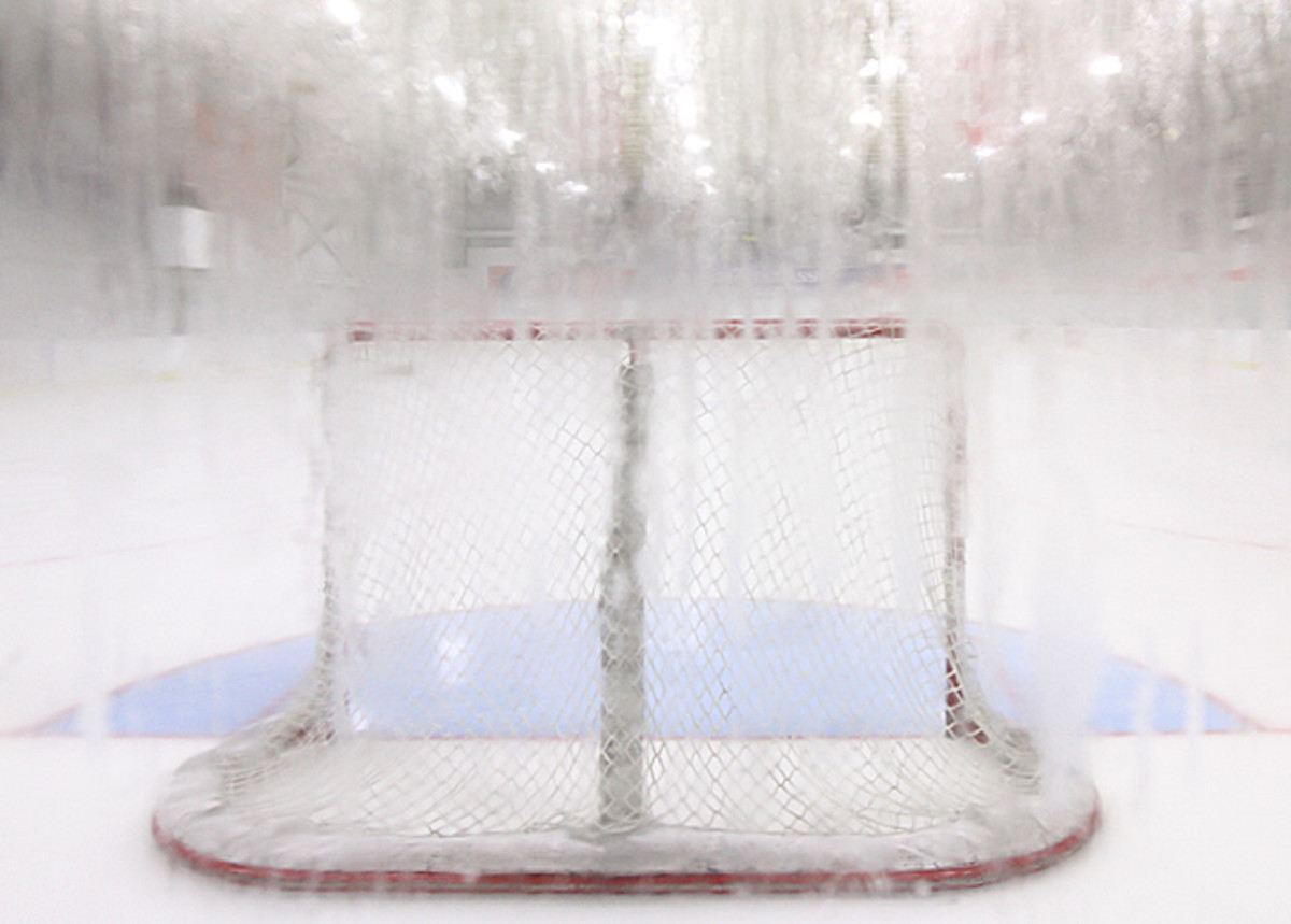 flyers-fog-empty-net.jpg