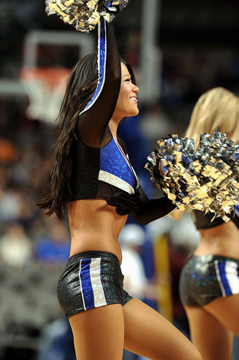 Dallas, Texas, USA. 24th Feb, 2013. The Dallas Mavericks Dancers perform  before an NBA game between the Los Angeles Lakers and the Dallas Mavericks  at the American Airlines Center in Dallas, TX, image size:799x1200