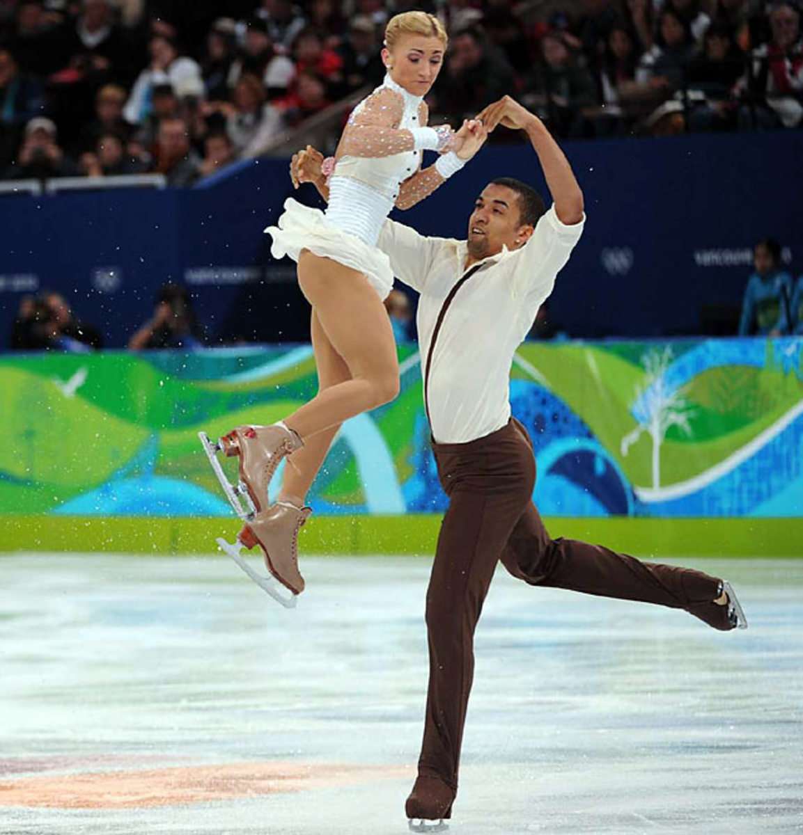 aliona-Savchenko-Robin-Szolkowy.oppi-4827-mid.jpg