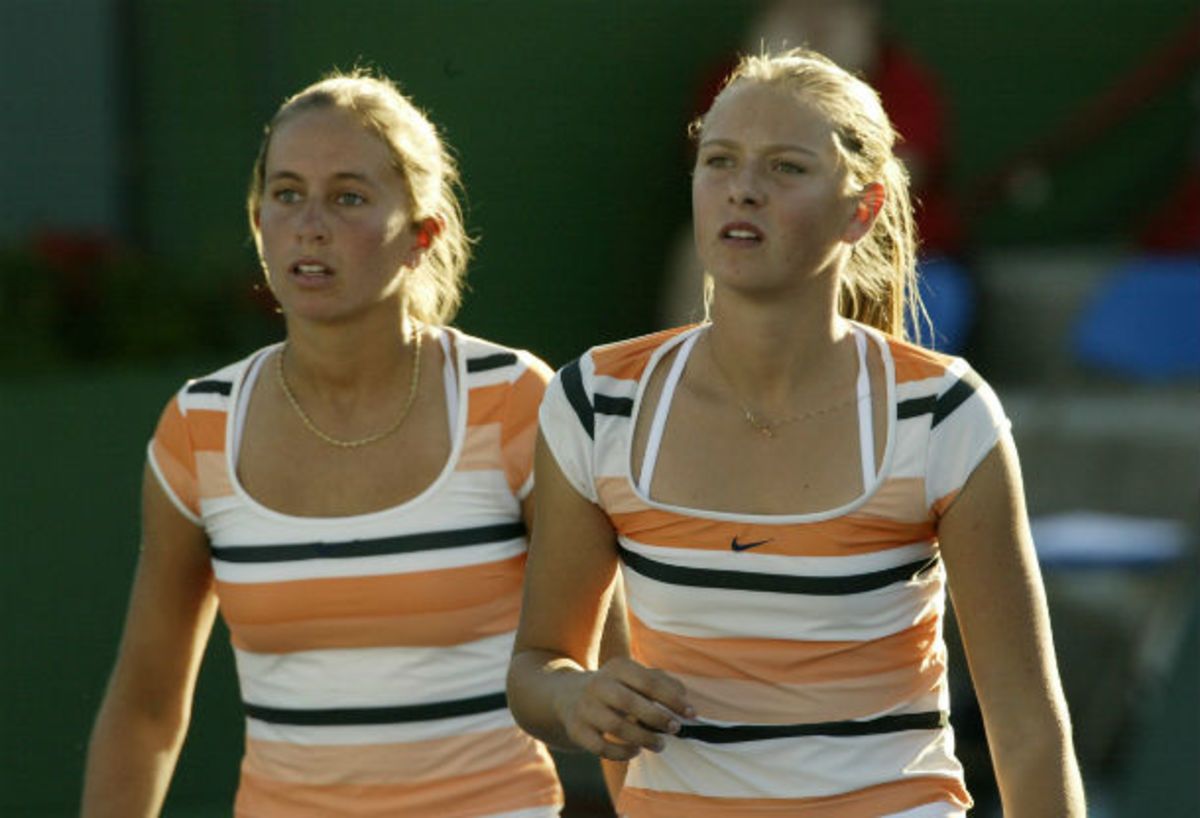 Sharapova/Dulko 2002