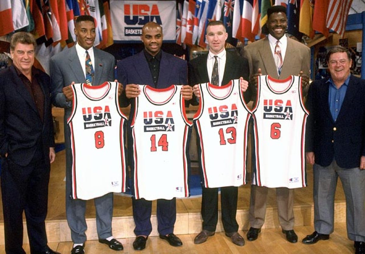 Chuck Daly, Scottie Pippen, Charles Barkley, Chris Mullin, Patrick Ewing and Dave Gavitt 