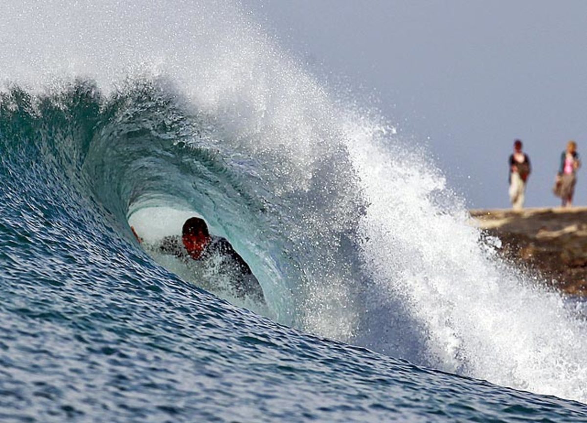 surfing.of-02836020.jpg