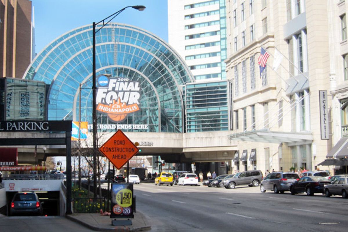 Indy Street Scene