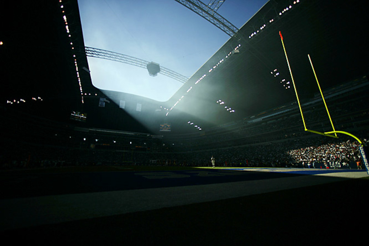 Texas Stadium's roof