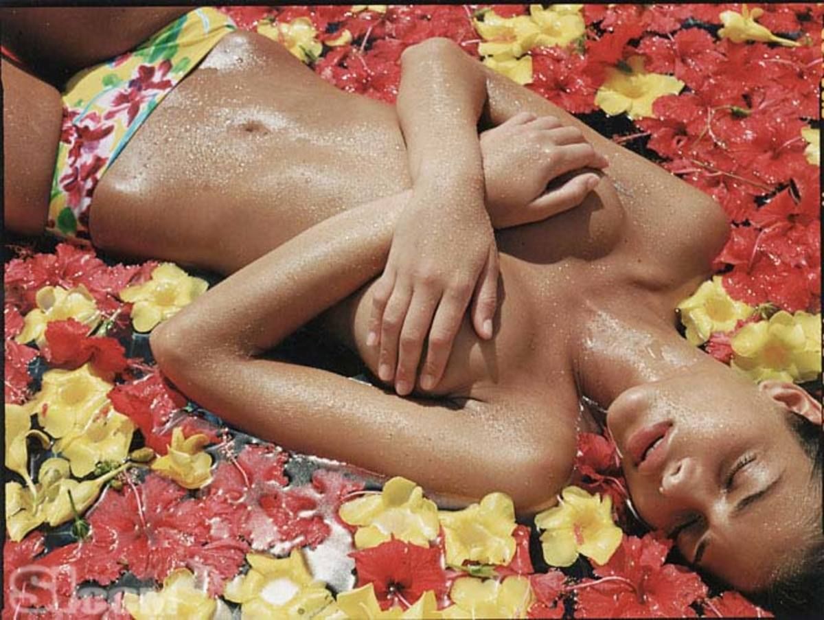 Ana Beatriz Barros