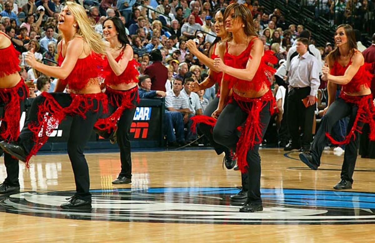 Mavs Dancers